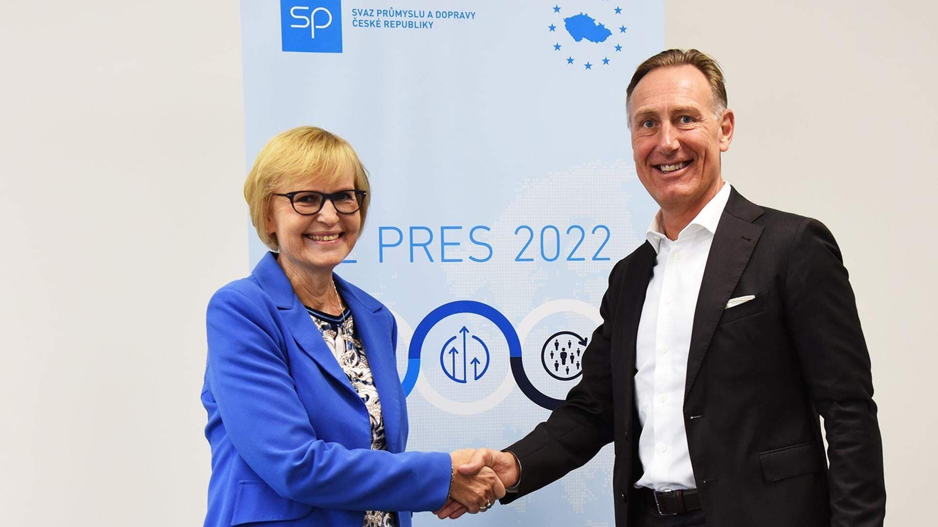 Dagmar Kuchtová, Director General på SPCR (Confederation of Industry of the Czech Republic) and Jan-Olof Jacke, vd Svenskt Näringsliv.