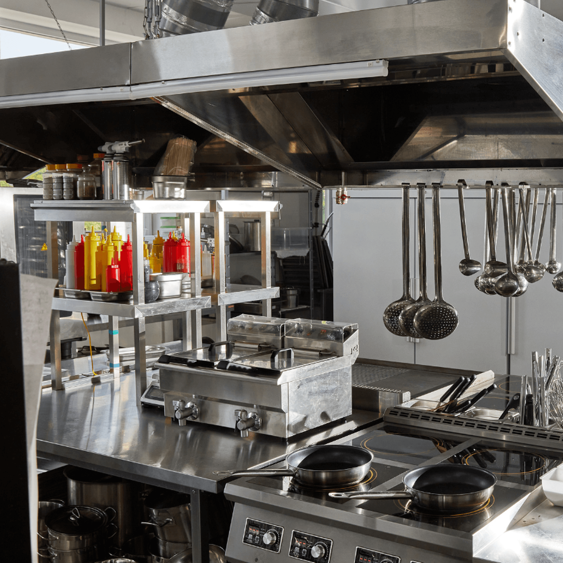 Tom byggarbetsplats och tomt kök