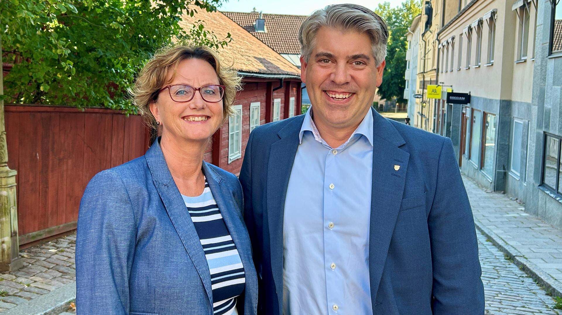 Linköpings näringslivsdirektör Louise Felldin och kommunalrådet Niklas Borg (M).