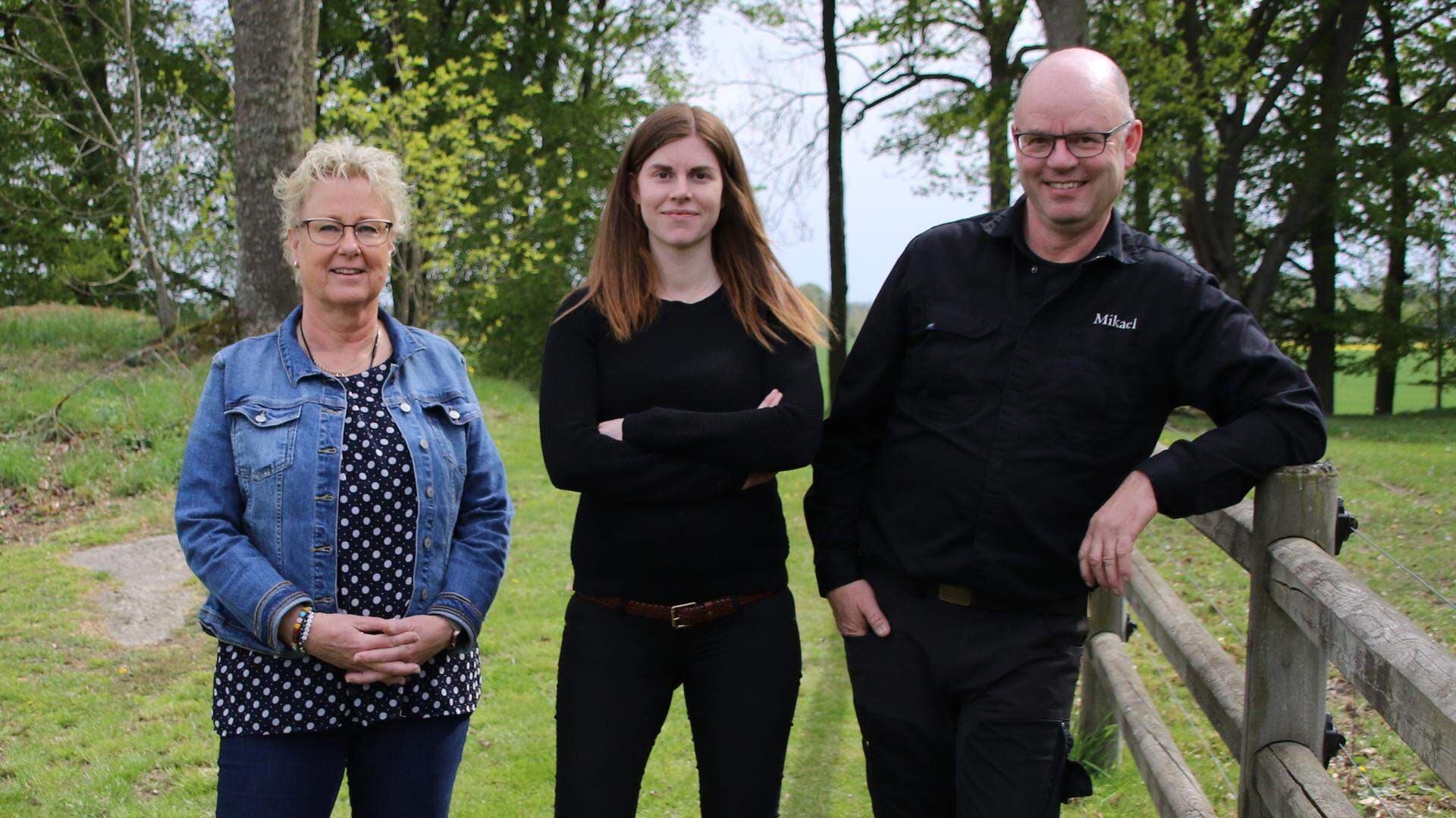 Gruppbild på Inga-Lill Gilbertsson, Isabell Gilbertsson och Mikael Gilbertsson.
