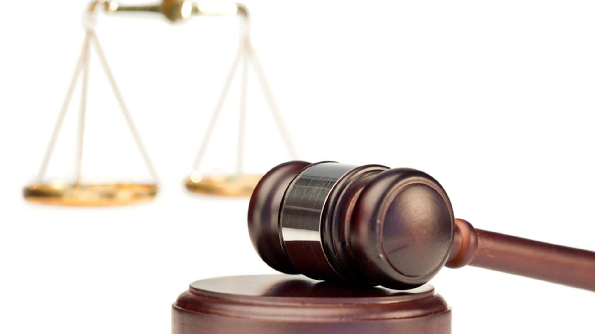 Klubba och vågskålar