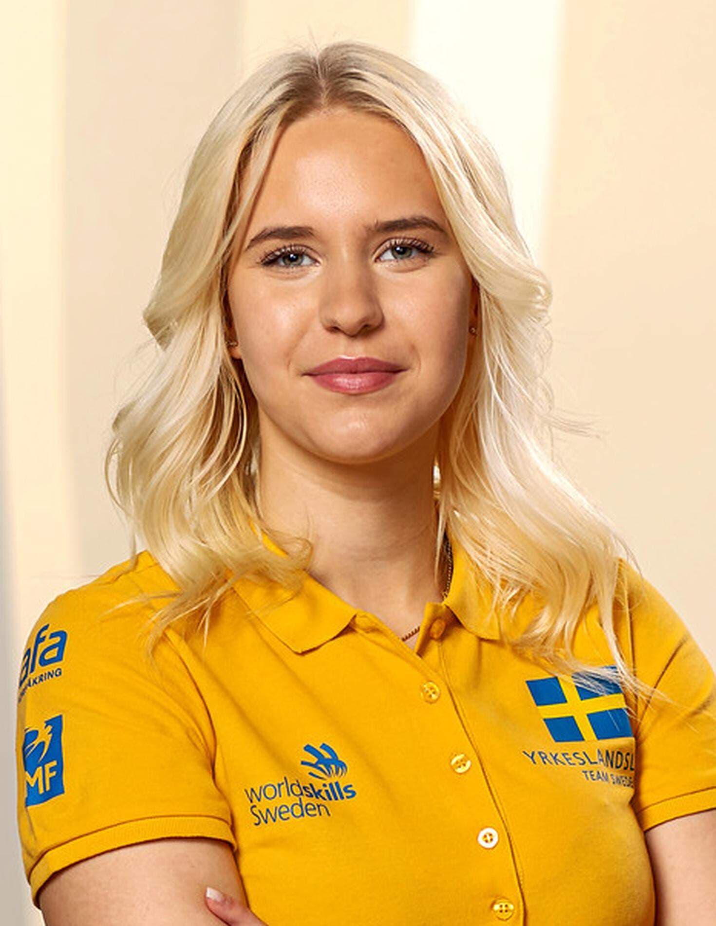 Nelly Alm