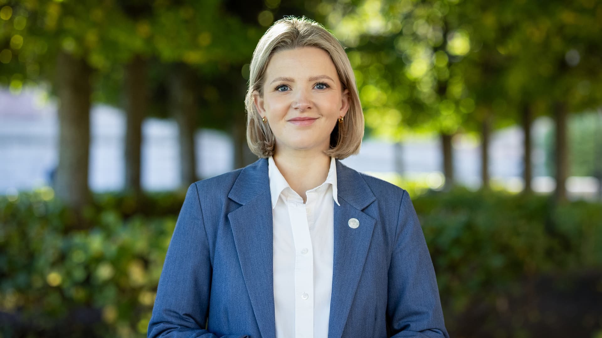 Julia Algotsson (C).