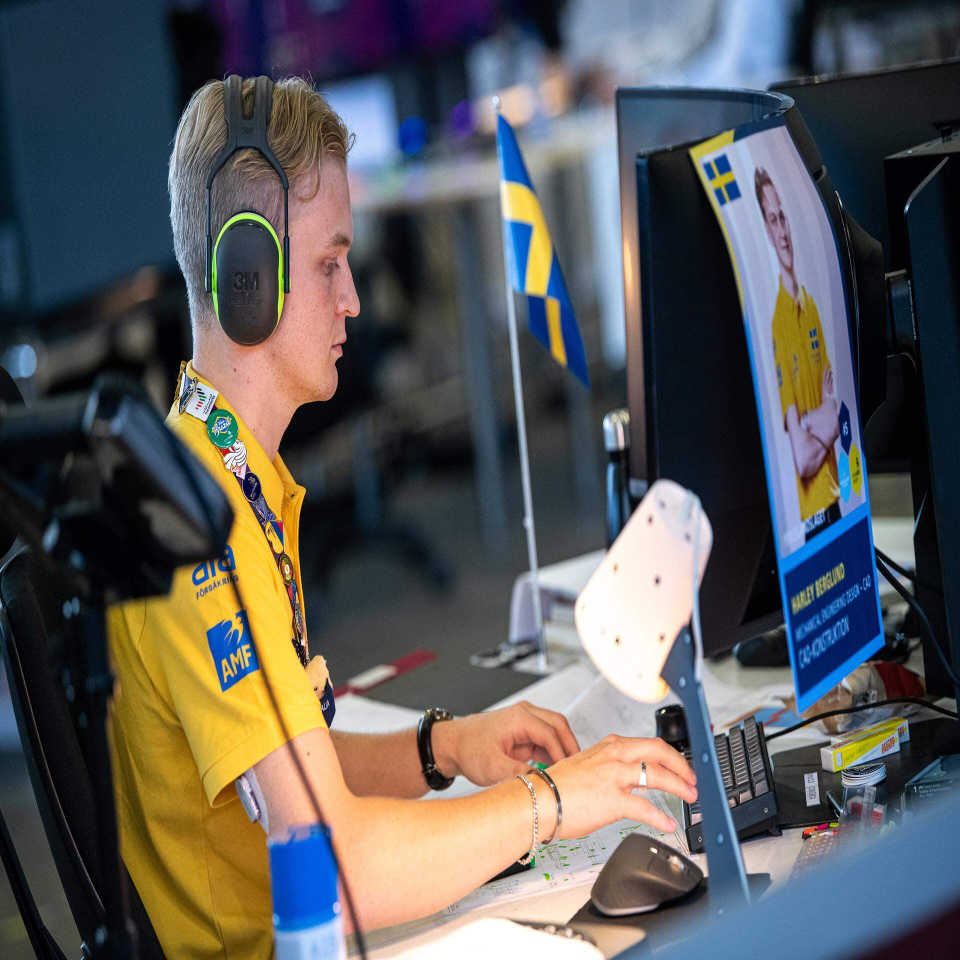 Harley Berglund i djup koncentration under VM-tävlingarna i Lyon.