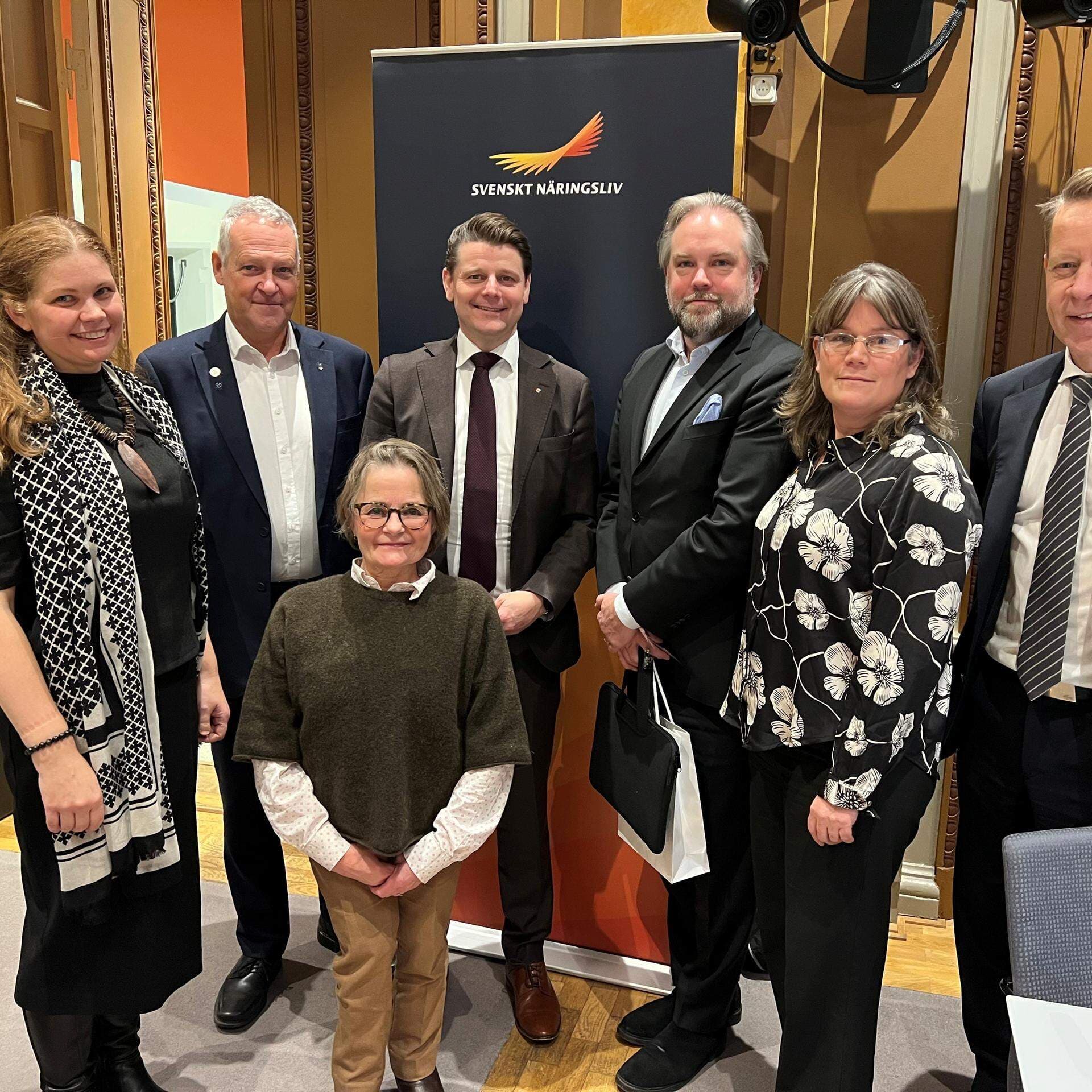 Ett riksdagsseminarium med Nicklas Karlsson, ordförande i Skatteutskottet, och Jan Ericson ledamot i finansutskottet och EU-nämnden som värdar.